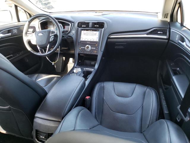 3FA6P0RU5KR235580 Ford Fusion Titanium