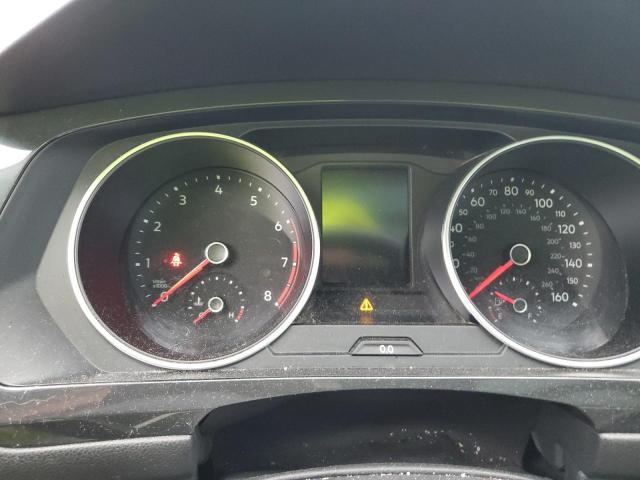 3VV2B7AXXJM029318 Volkswagen TIGUAN SE