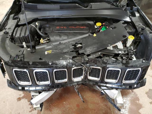 3C4NJDCB7JT349443 Jeep Compass Limited