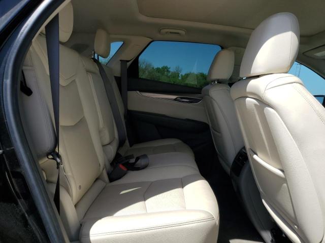 1GYKNCRS6HZ215920 Cadillac Xt5 Premium Luxury