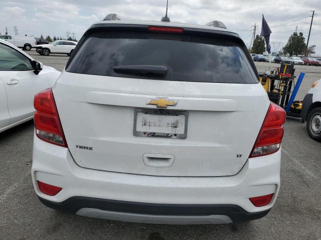 KL7CJLSB2KB857239 Chevrolet TRAX 1LT
