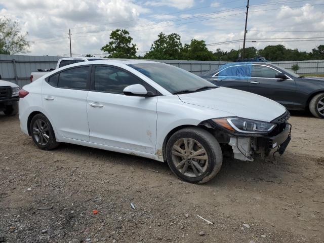 5NPD84LF8JH388553 Hyundai ELANTRA SEL
