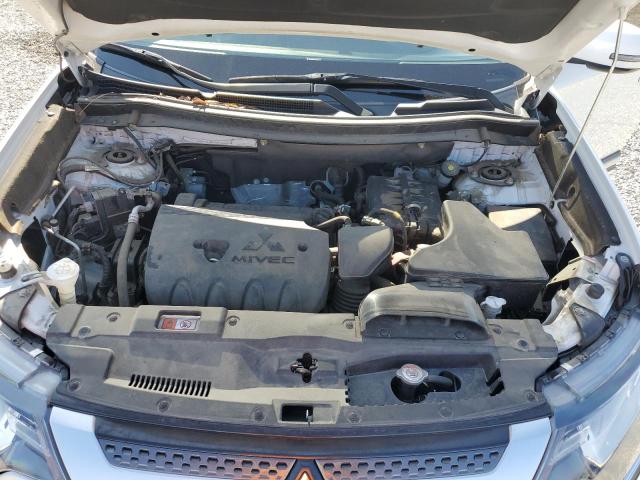 JA4AD3A34KZ039041 Mitsubishi Outlander Se