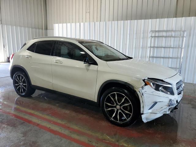 WDCTG4EB8FJ174163 Mercedes-Benz GLA 250