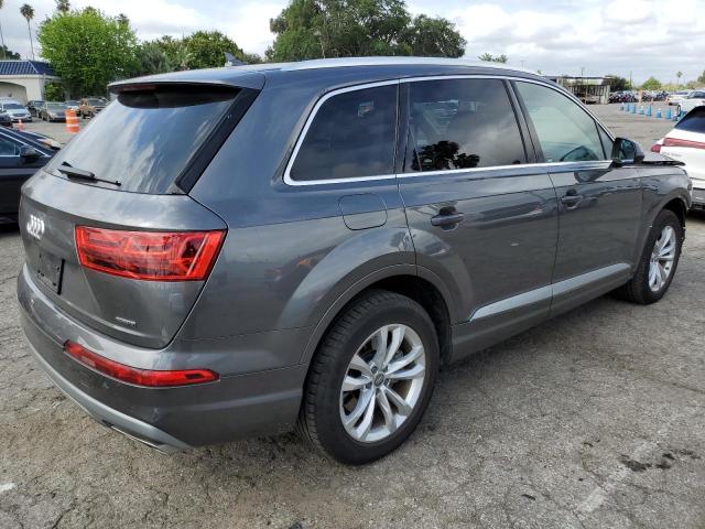 WA1LHAF7XJD040915 Audi Q7 Premium Plus