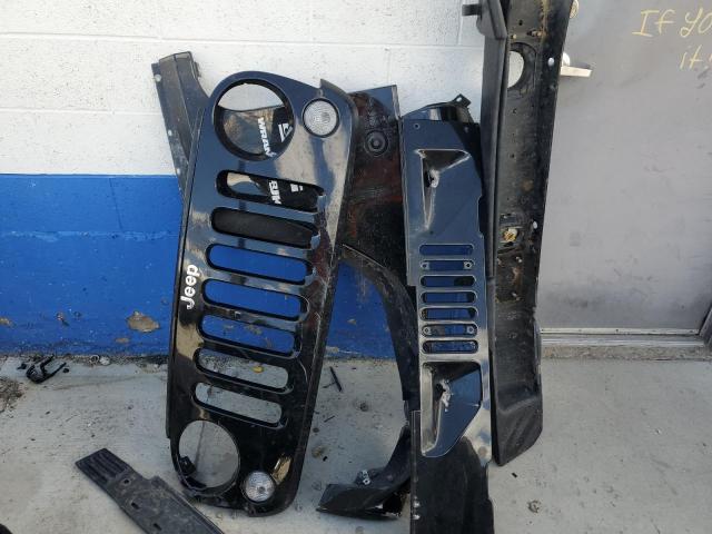 1C4AJWAG9JL900301 Jeep Wrangler Sport