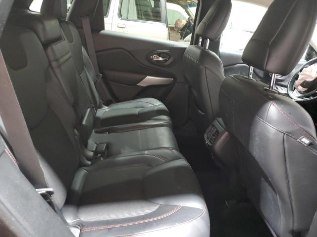 1C4PJMBX8JD546584 Jeep Cherokee Trailhawk