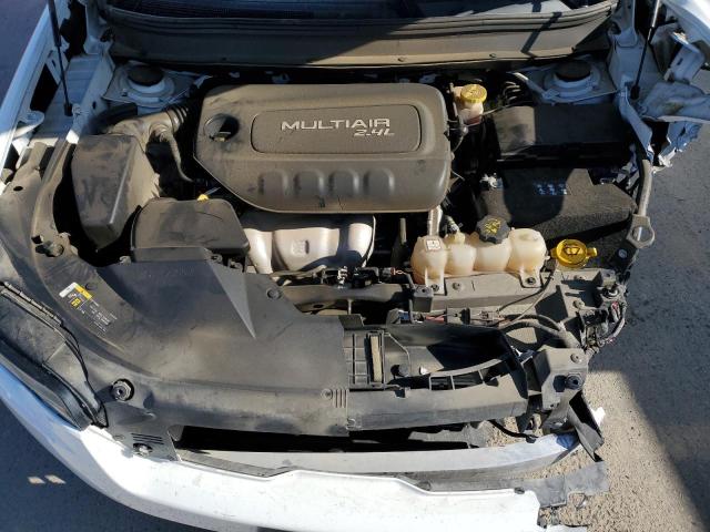 1C4PJLCB1KD206711 Jeep Cherokee Latitude