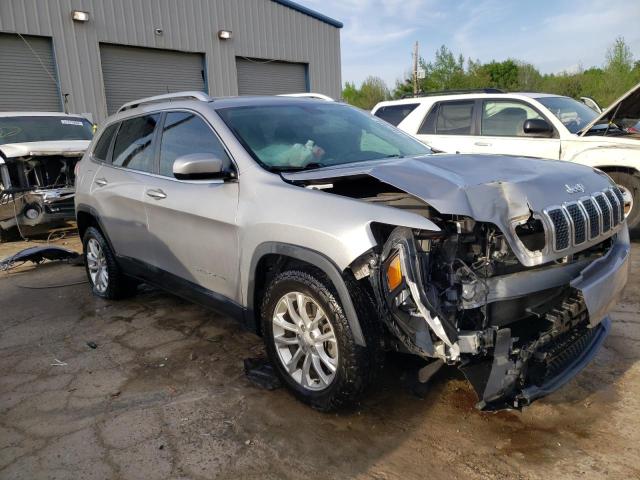 1C4PJLCB6KD327105 Jeep Cherokee Latitude