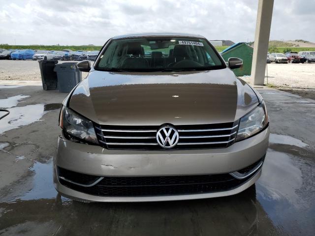 1VWAT7A35FC040589 Volkswagen PASSAT S