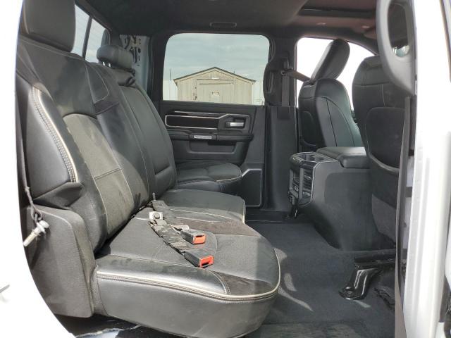 3C6UR5FJ6KG649635 RAM 2500 Laie