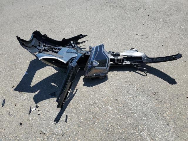 KNDCR3L1XR5097748 KIA Niro Wind