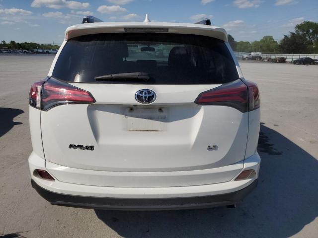 JTMZFREV8GJ069392 Toyota RAV4 LE