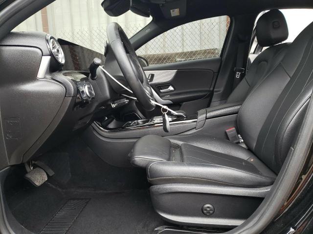 WDD3G4EB2KW021643 Mercedes-Benz A 220