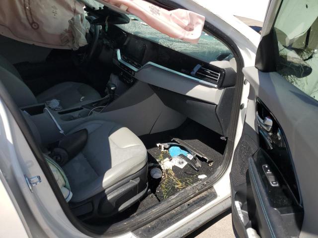 KNDCB3LC9N5524577 KIA NIRO LX