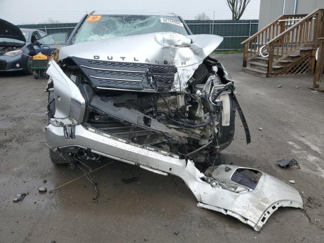 JA4J4UA81NZ029556 Mitsubishi Outlander Se
