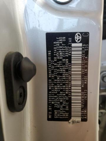 5YFEPMAE4NP383697 Toyota COROLLA LE