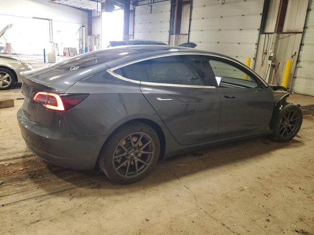 5YJ3E1EA8JF153556 Tesla MODEL 3