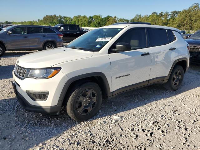 Auction sale of the 2018 Jeep Compass Sport, vin: 3C4NJCAB9JT272197, lot number: 47911634