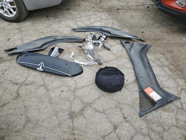 5YJSA1H22FF082874 Tesla Model S 85d