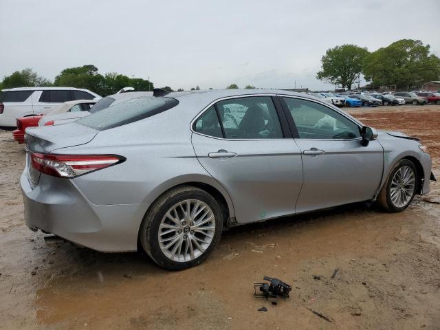 4T1F11AK8LU909870 Toyota CAMRY XLE