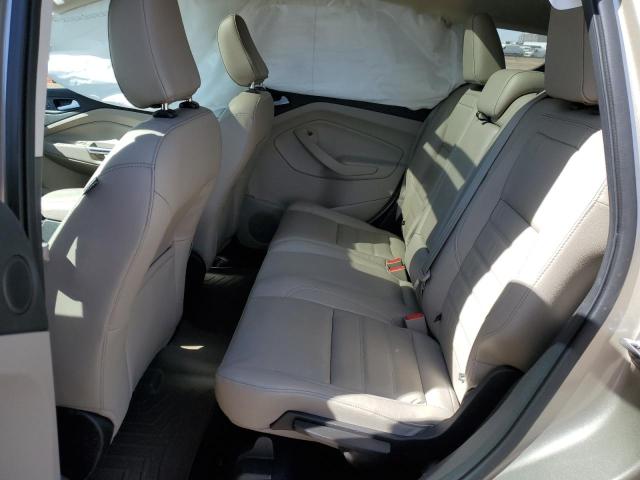 1FMCU9J92JUA26284 Ford Escape Titanium