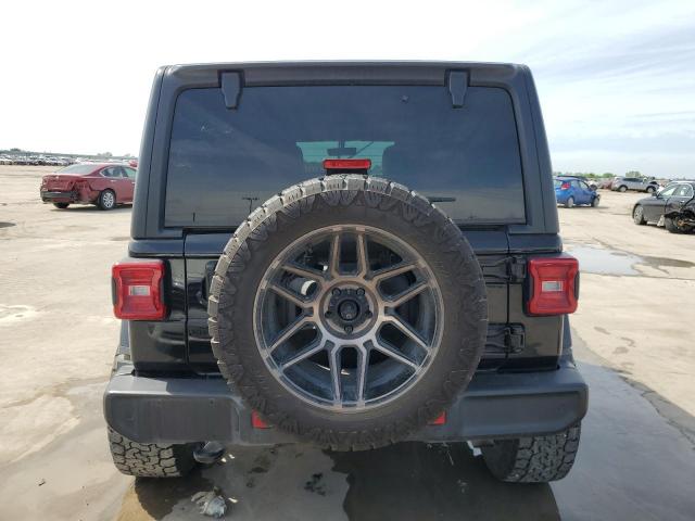 1C4HJXENXMW601352 Jeep Wrangler Unlimited Sahara
