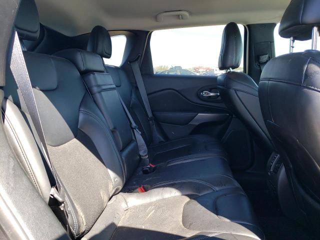 1C4PJMLB2KD213768 Jeep Cherokee Latitude Plus