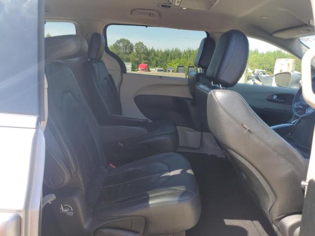 2C4RC1BG2HR702949 Chrysler Pacifica Touring L