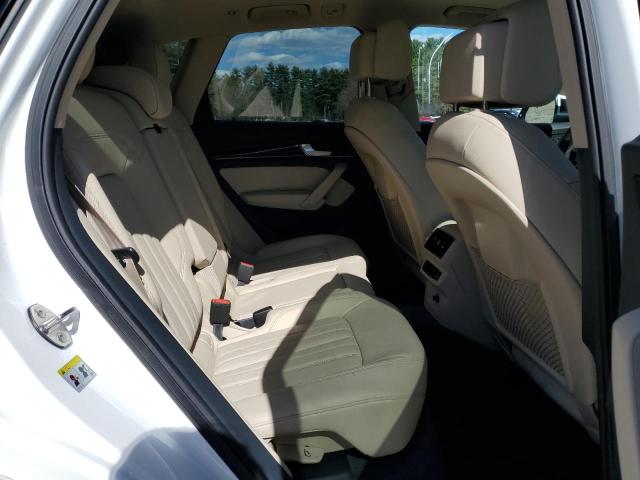 WA1BNAFY3J2242584 Audi Q5 Premium Plus