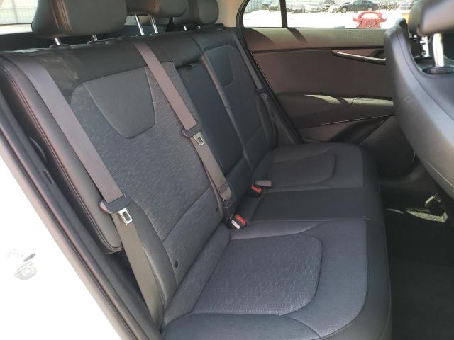 KNDCT3LE2P5101888 KIA NIRO SX