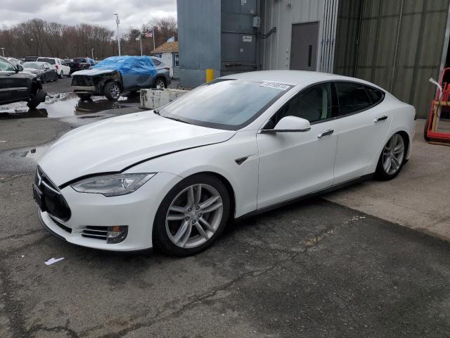 2013 Tesla Model S მანქანა იყიდება აუქციონზე, vin: 5YJSA1CN6DFP06304, აუქციონის ნომერი: 49750514