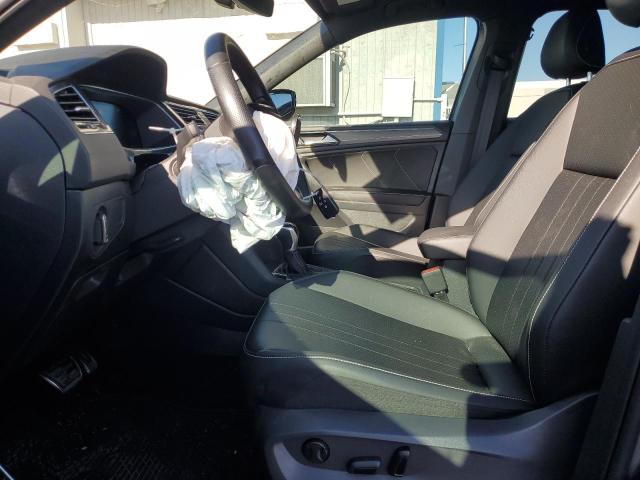 3VVCB7AX7PM001246 Volkswagen Tiguan Se R-line Black