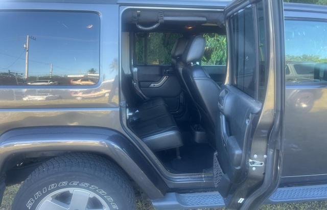 1C4BJWEG0JL807715 Jeep Wrangler Unlimited Sahara
