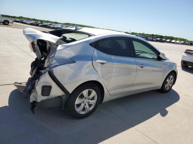 5NPDH4AE6GH700825 Hyundai ELANTRA SE