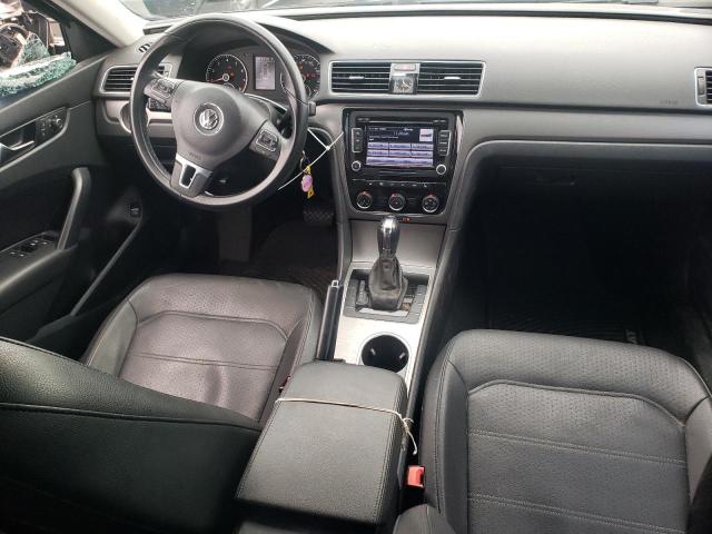 1VWBT7A3XEC050926 Volkswagen PASSAT SE