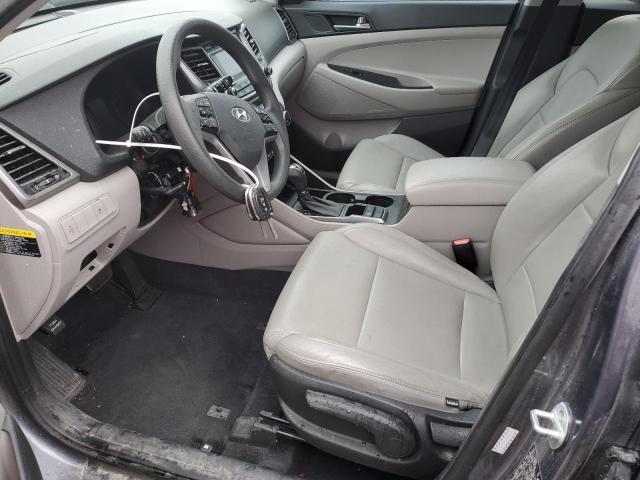 KM8J23A44HU332427 Hyundai TUCSON SE