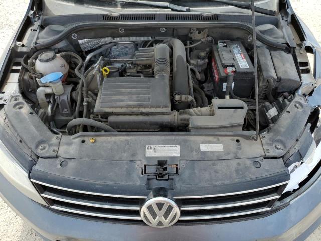 3VWDB7AJ3JM220823 Volkswagen JETTA SE