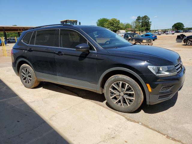 3VV2B7AXXKM185943 Volkswagen TIGUAN SE