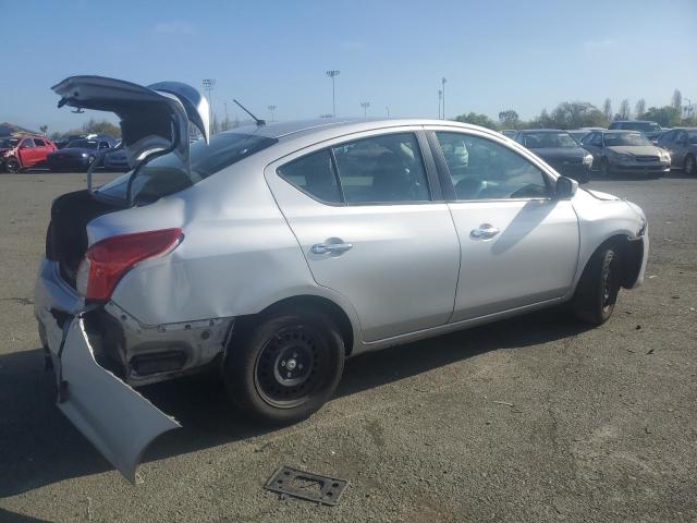 3N1CN7AP7GL876616 Nissan VERSA S
