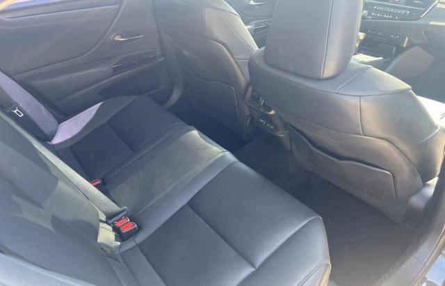 58ADA1C10NU016888 Lexus Es 300h Base