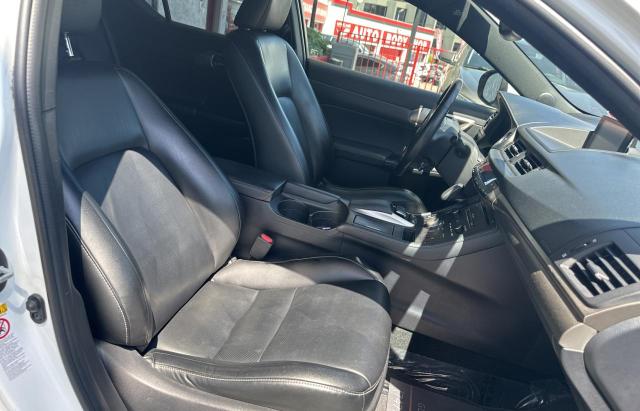JTHKD5BH9H2292002 Lexus CT 200