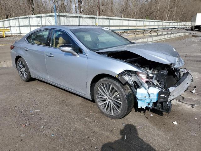 58ADA1C10PU032088 Lexus Es 300h Base