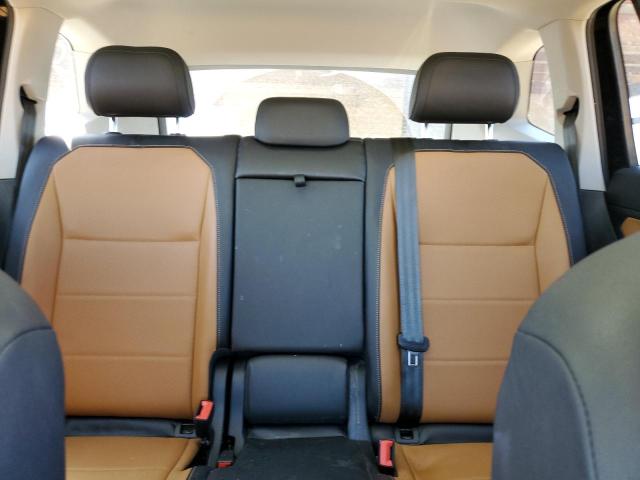 3VV2B7AXXKM185943 Volkswagen TIGUAN SE