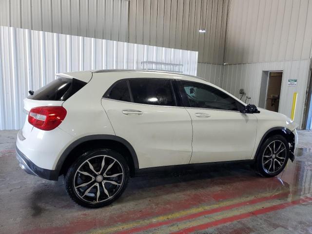 WDCTG4EB8FJ174163 Mercedes-Benz GLA 250