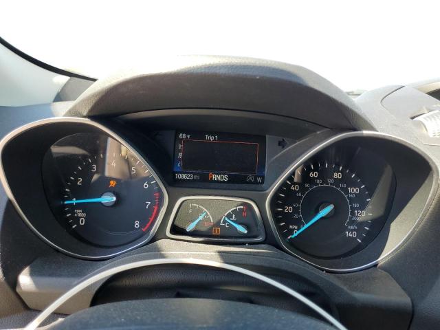 1FMCU0GDXJUA17341 Ford ESCAPE SE