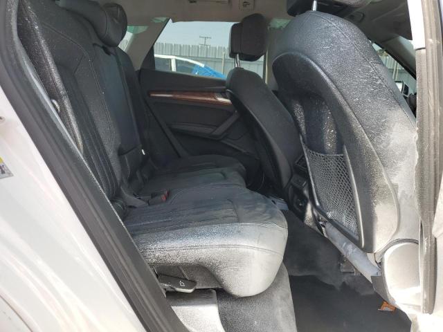 WA1BAAFY0M2019273 Audi Q5 Premium Plus