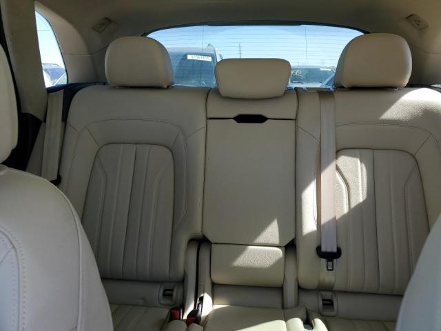 WA1BNAFY7J2076411 Audi Q5 Premium Plus