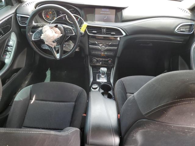 SJKCH5CP8JA053677 Infiniti QX30 BASE