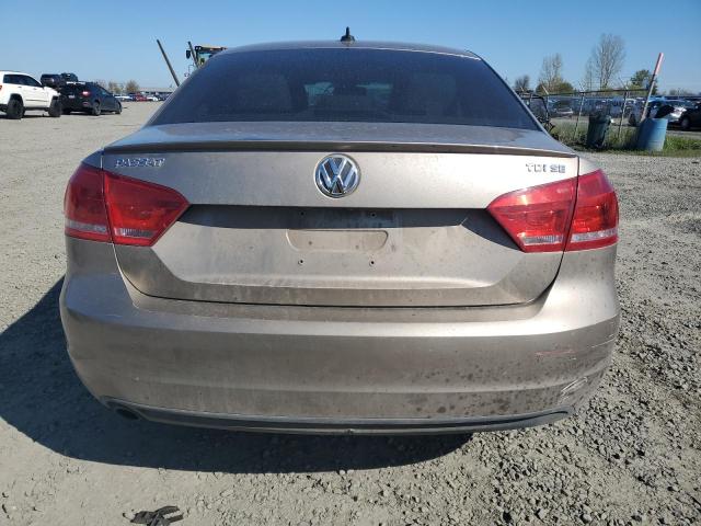 1VWBV7A38FC050533 Volkswagen PASSAT SE